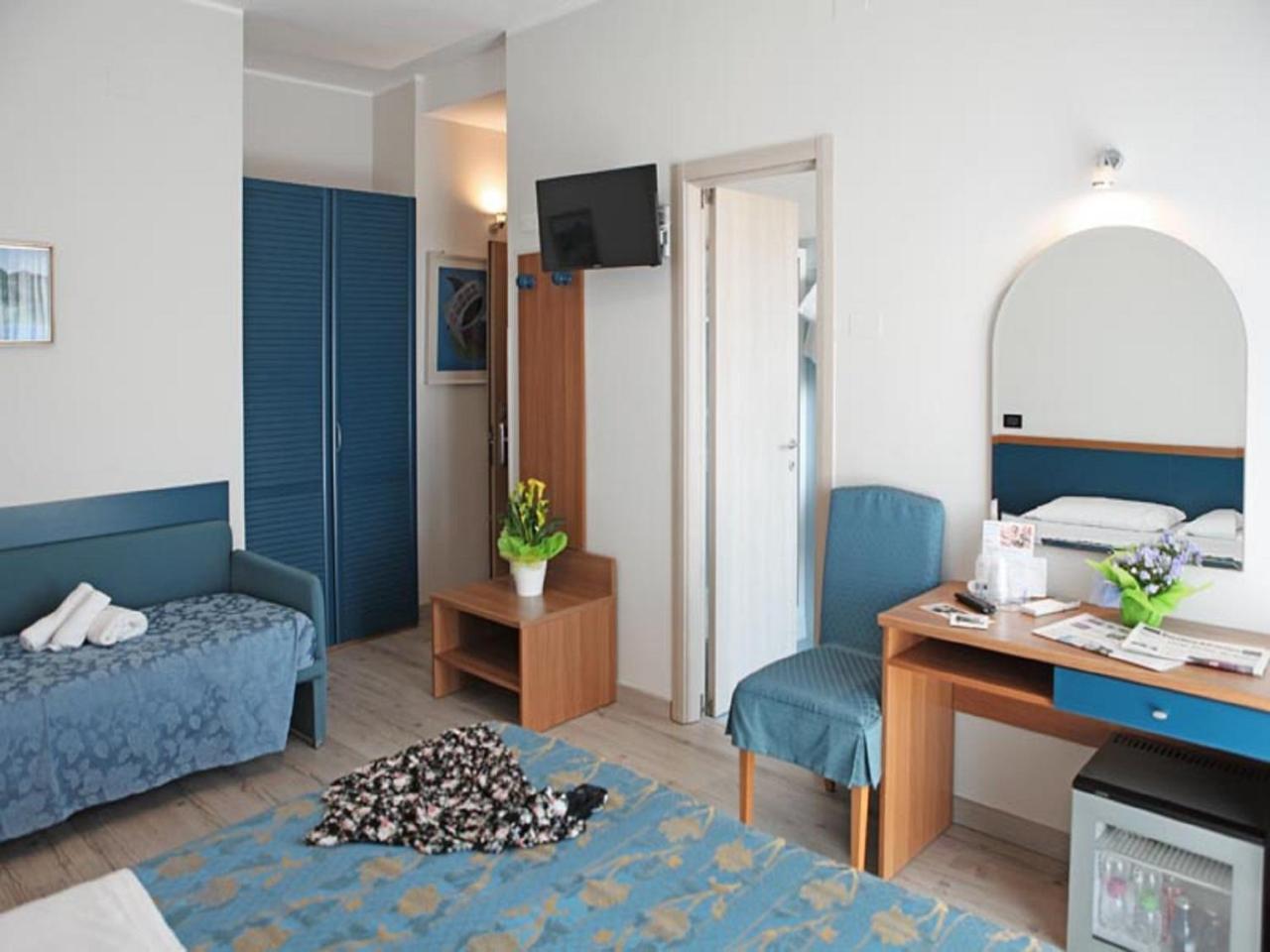 Hotel Mondial Porto Recanati Zewnętrze zdjęcie
